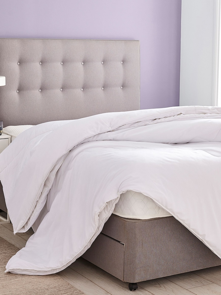 Silentnight All Seasons 10.5 And 4.5 Tog Duvet - Image 1 of 8