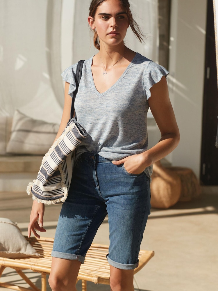 Mittelblau - Knielange Denim-Shorts - Bild 1 von 5