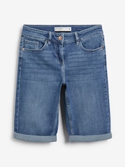 Mittelblau - Knielange Denim-Shorts - Bild 5 von 5