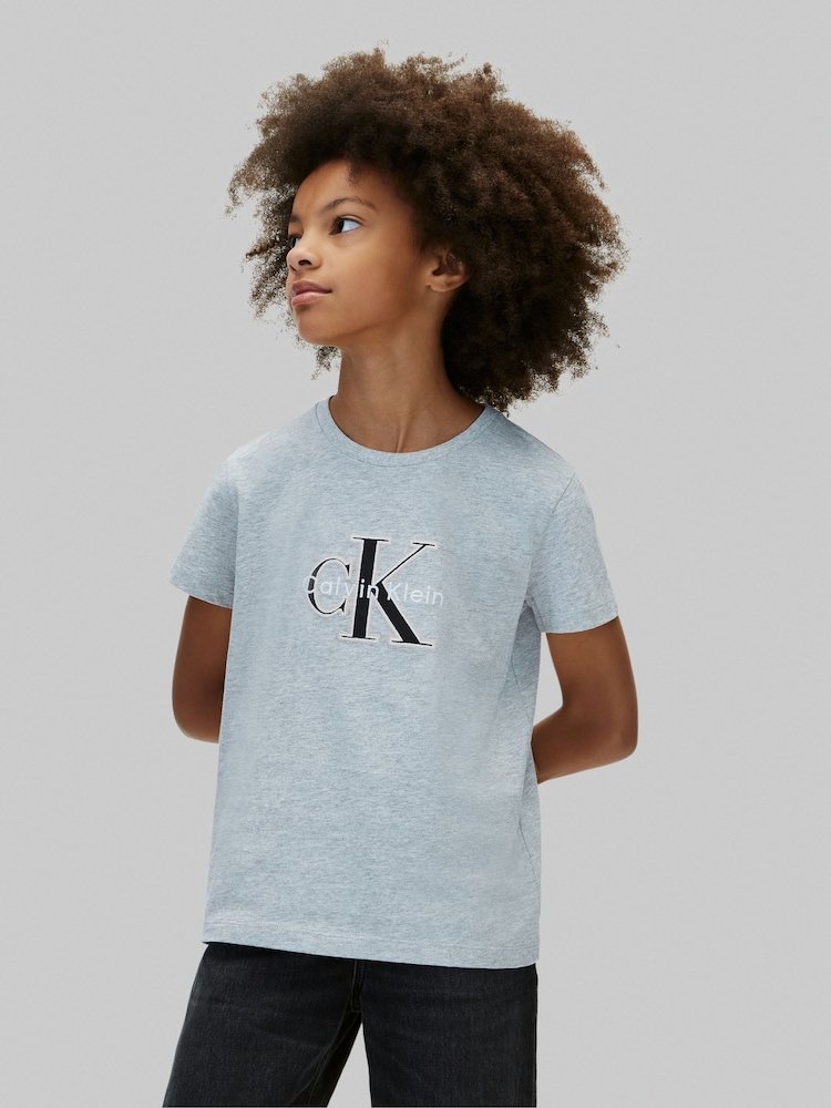 Calvin Klein T-Shirt mit Signature-Logo - Bild 1 von 5