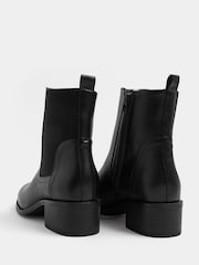Yours Curve Black Extra Wide Fit Block Heel Chelsea Boots - Image 4 of 5