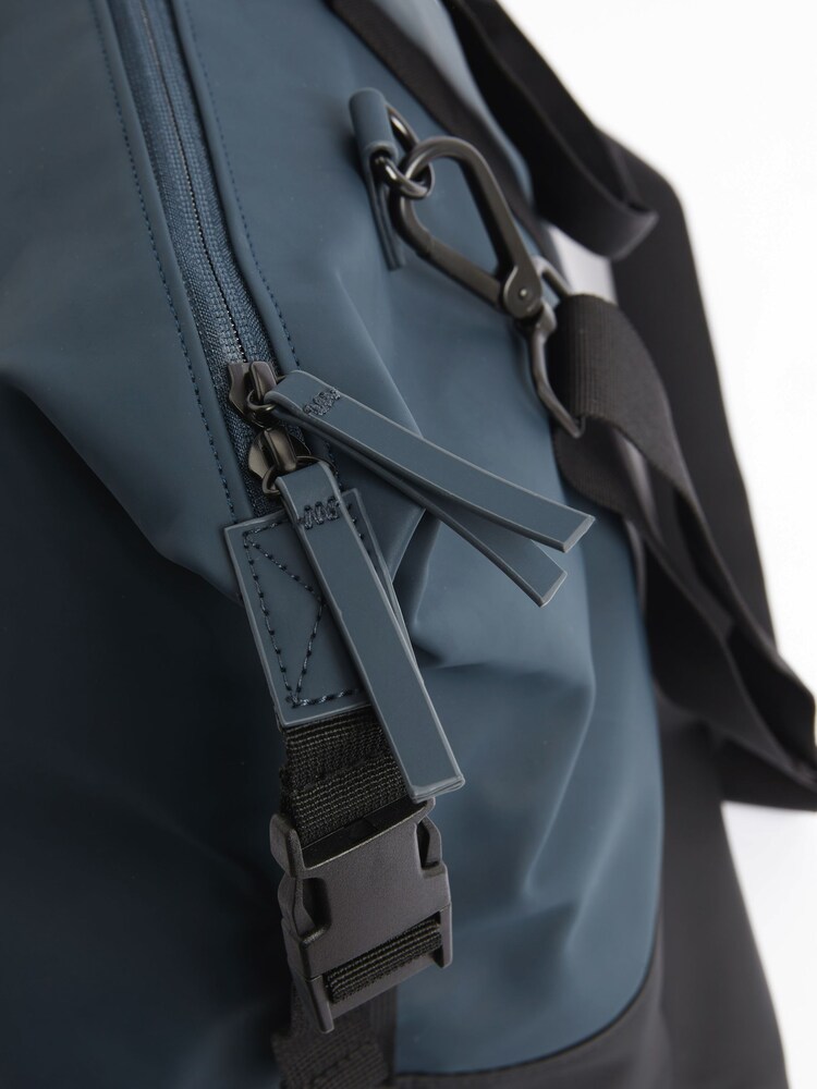 Blue Rubber Holdall Bag - Image 3 of 5