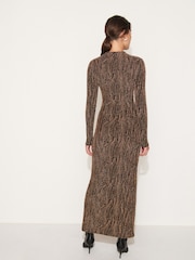 Gold Sparkle Long Sleeved Ruched Midi Dress - Image 3 of 4