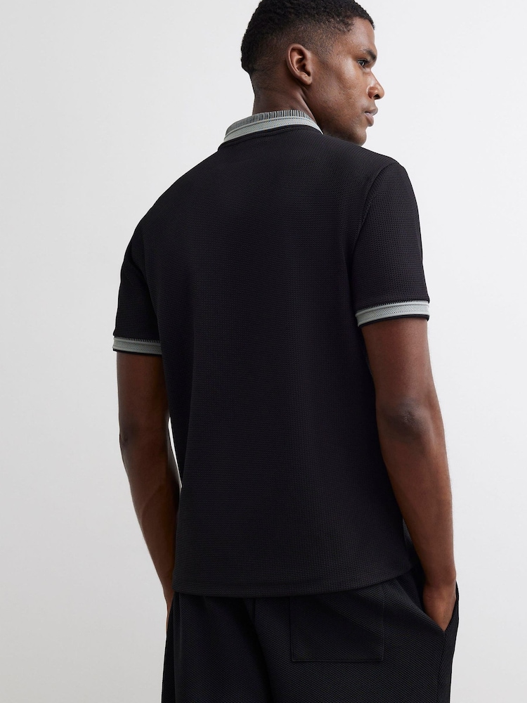 River Island Black Slim Fit Zipped Waffle Texture Polo Shirt - Image 4 of 4