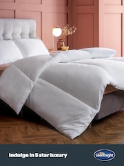 Silentnight Hotel Collection 10.5 Tog Duvet - Image 3 of 9