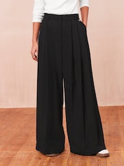 Black Mid Rise Wide Leg Pleated Trousers - Image 2 of 7