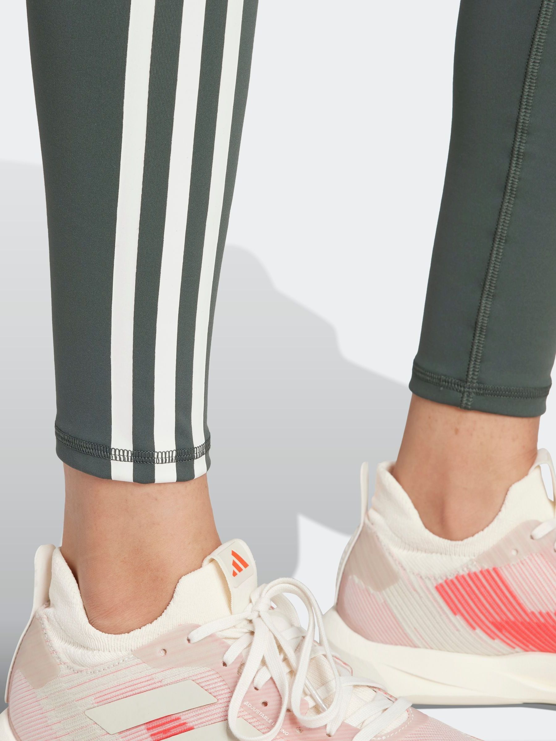 Kaufe Sie Grun Adidas Hyperglam Shine Leggings in voller Lange bei Next Deutschland