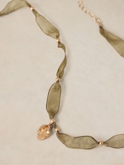 White Stuff Mimi Ribbon Charm Necklace - صورة 2 من 2