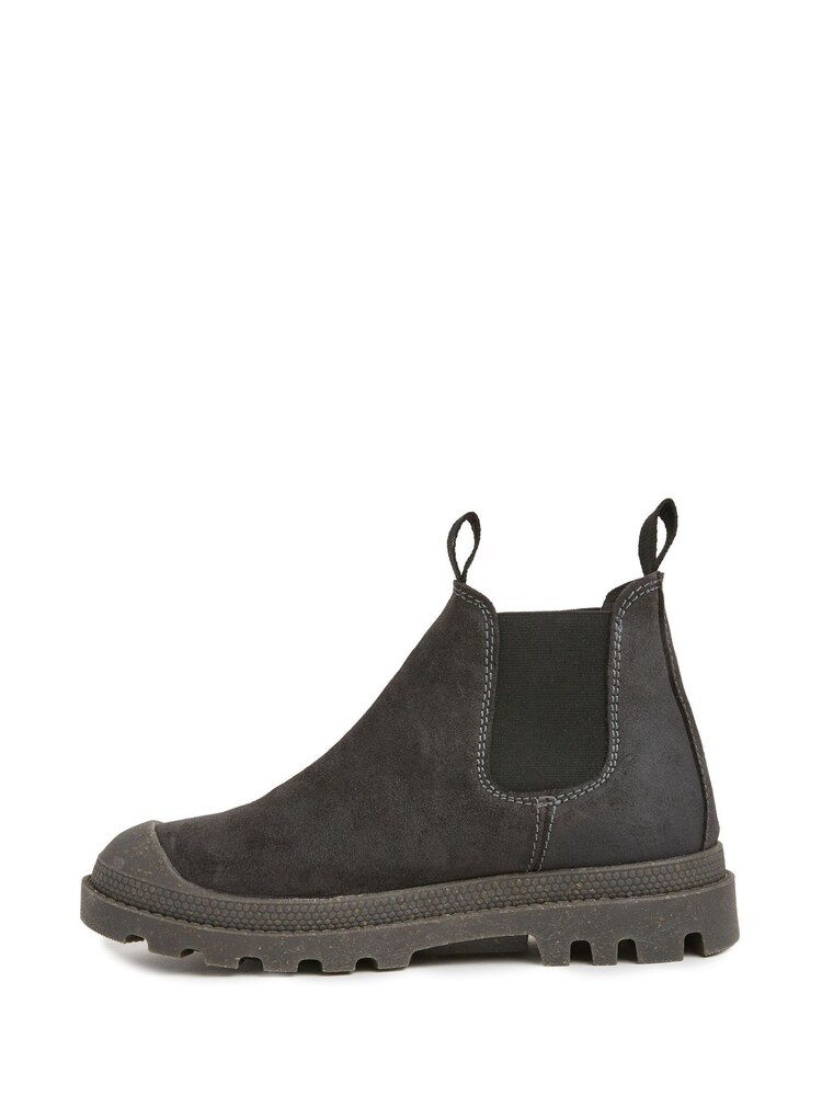Celtic & Co. Grey Toe Cap Ankle Chelsea Boots - Image 2 of 5 Celtic & Co. Grey Toe Cap Ankle Chelsea Boots - Image 2 of 5