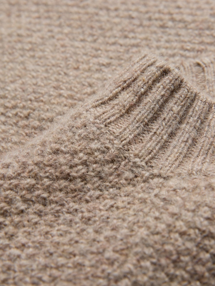 Celtic & Co. Natural Moss Stitch Crew Neck Jumper - Image 8 of 8 Celtic & Co. Natural Moss Stitch Crew Neck Jumper - Image 8 of 8