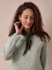 Жасыл - Celtic & Co. Supersoft Triangle Scarf - 4суретінің 1 суреті