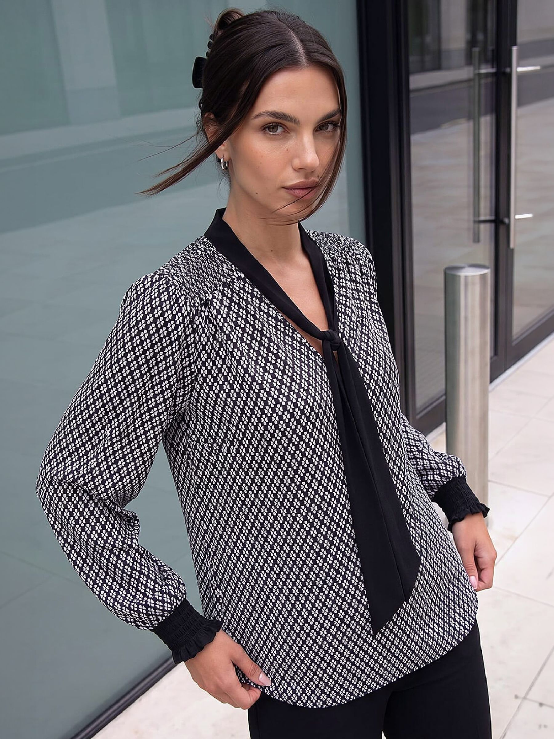 Roman Women's Black Mono Geometric Tie Neck Top In | : Size 20 - Image 2