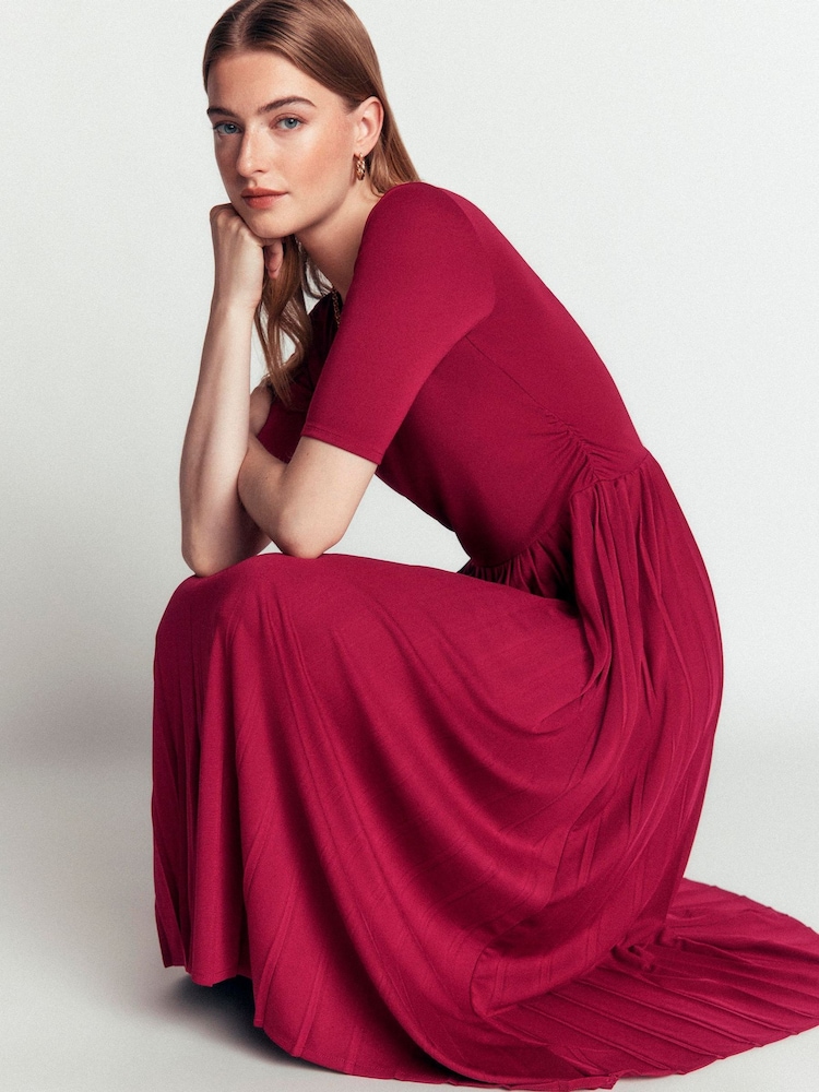 Boden Red Pleated Jersey Midi Dress - Image 1 of 6