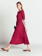 Boden Red Pleated Jersey Midi Dress - Image 4 of 6