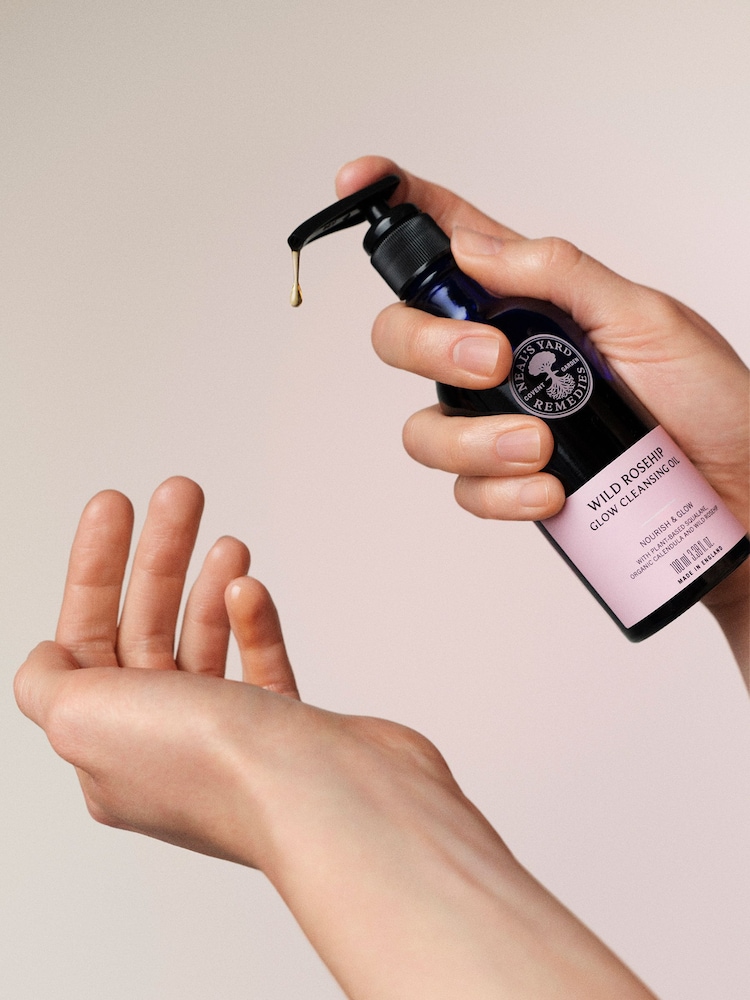 Neals Yard Remedies Wild Rosehip Glow Cleansing Oil - Image 7 of 7 Neals Yard Remedies Wild Rosehip Glow Cleansing Oil - Image 7 of 7