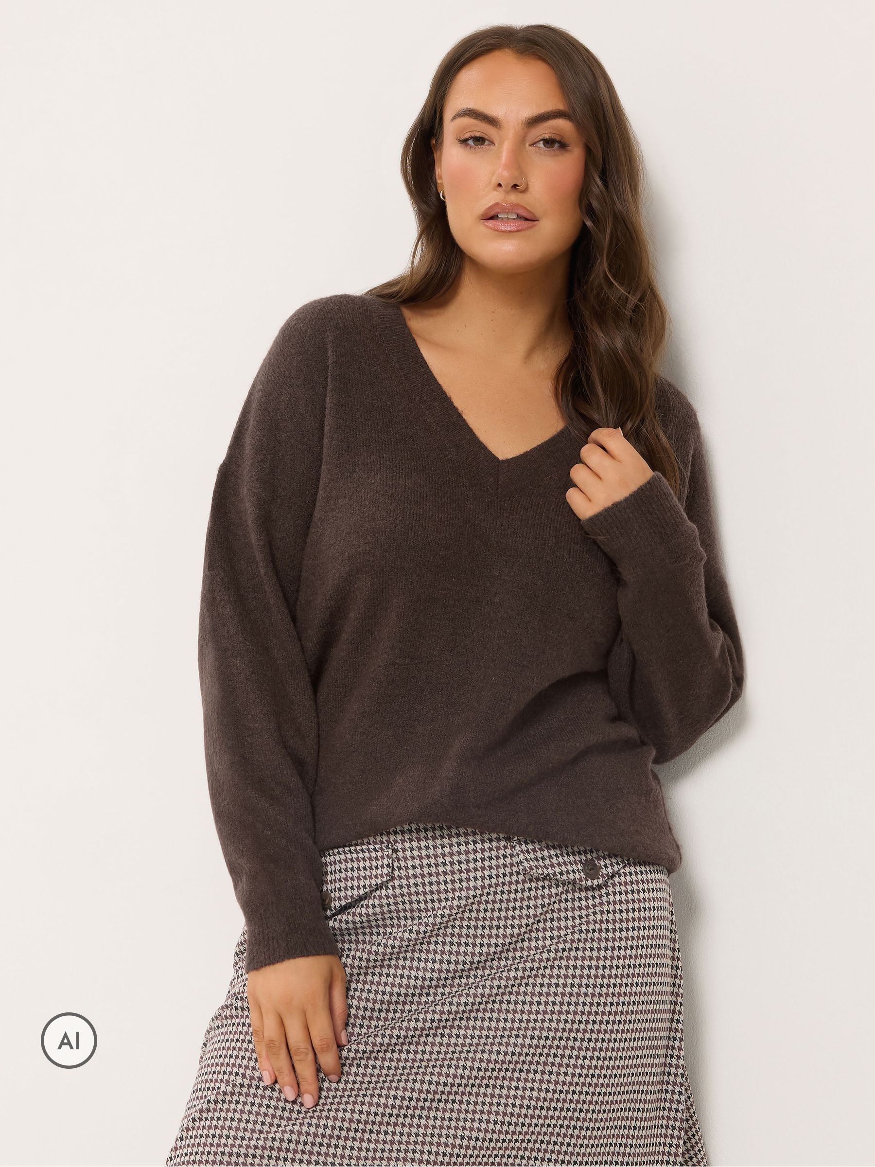 Yours Curve Women's Brown Knitted V-Neckline Jumper - Image 1