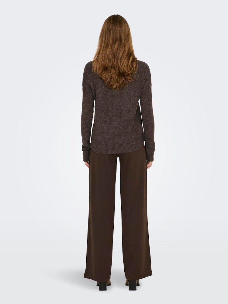 Jdy Weicher Pullover mit V-Ausschnitt - Bild 4 von 4 Jdy Weicher Pullover mit V-Ausschnitt - Bild 4 von 4
