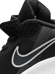 Nike Black/White Star Runner 3 Junior Trainers - Image 9 of 9
