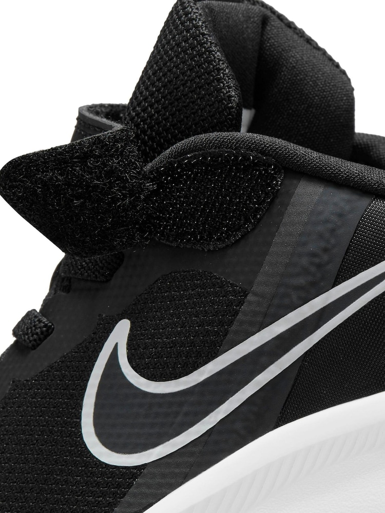 Nike Black/White Star Runner 3 Junior Trainers - Image 9 of 9