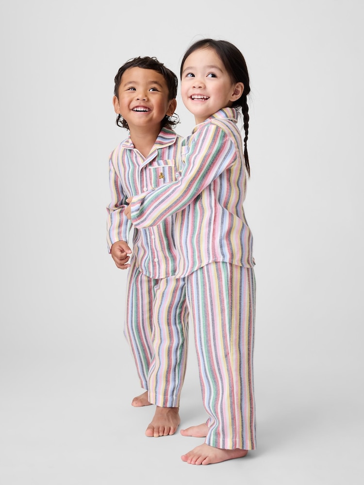 Gap Multi Stripe Matching Family Flannel Pyjamas Set (6mths-5yrs) - Image 1 of 6 Gap Multi Stripe Matching Family Flannel Pyjamas Set (6mths-5yrs) - Image 1 of 6