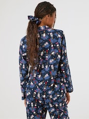 Skinnydip Blue x Wallace & Gromit Feathers Pyjamas Set with Scrunchie - Image 3 of 4