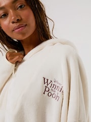 Skinnydip Disney Winnie the Pooh 3D Ears Blanket Hoodie - صورة 7 من 9