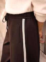 Ruskea - Mint Velvet Side Stripe Barrel Trousers - Kuva 4 / 7
