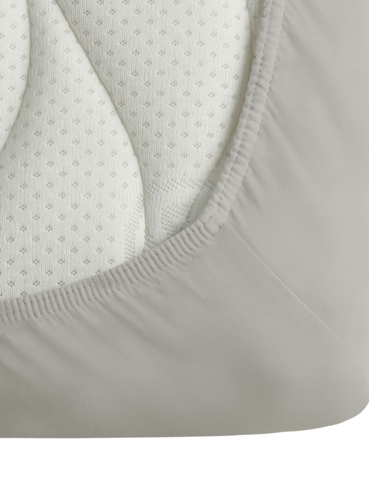 Silentnight 2 Pack Grey Kids Safe Nights Cot 100% Cotton Fitted Sheets - Image 5 of 5