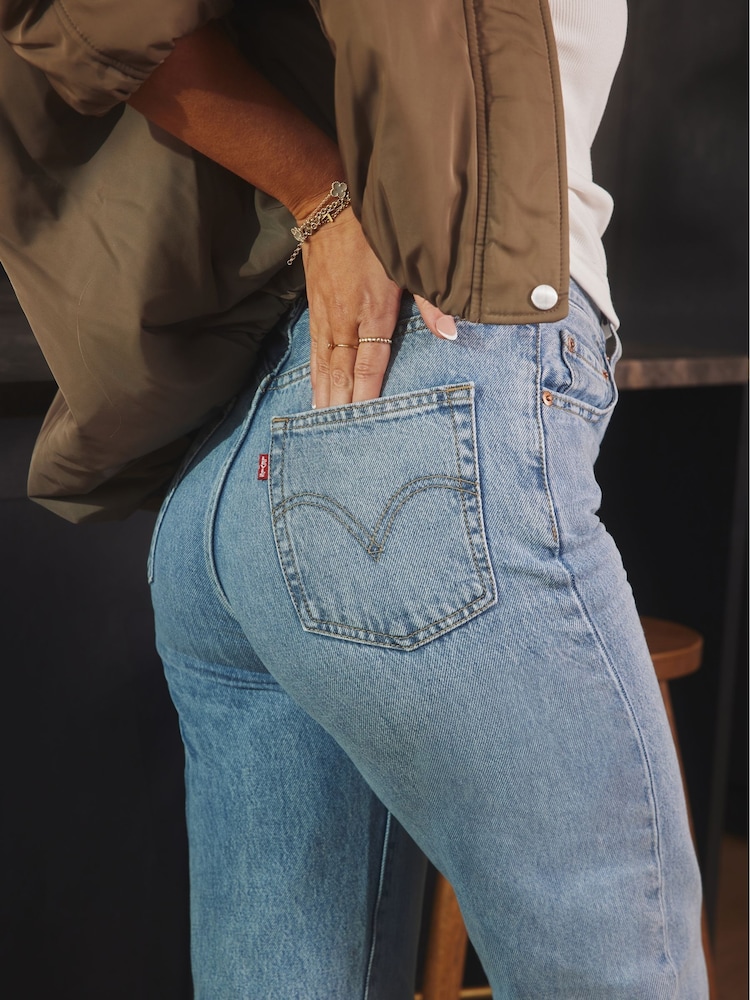 Far and Wide - Levi's® Ribcage Jeans met uitlopende pijpen van 100% katoen - Image 4 of 14