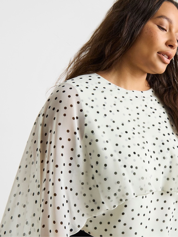 Simply Be Ivory Spot Cape Blouse - תמונה 4 מתוך 4 Simply Be Ivory Spot Cape Blouse - תמונה 4 מתוך 4