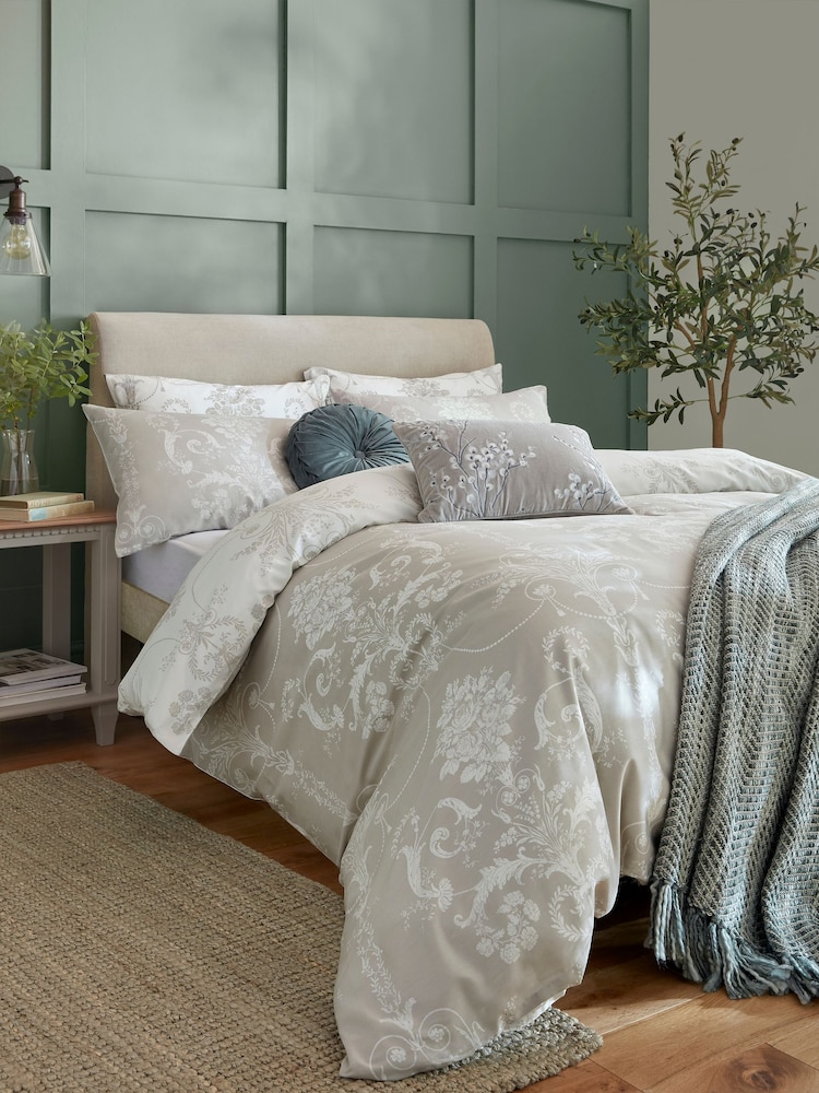 Laura Ashley 100% Cotton Sateen Josette Duvet Cover and Pillowcase Set - Изображение 1 из 2