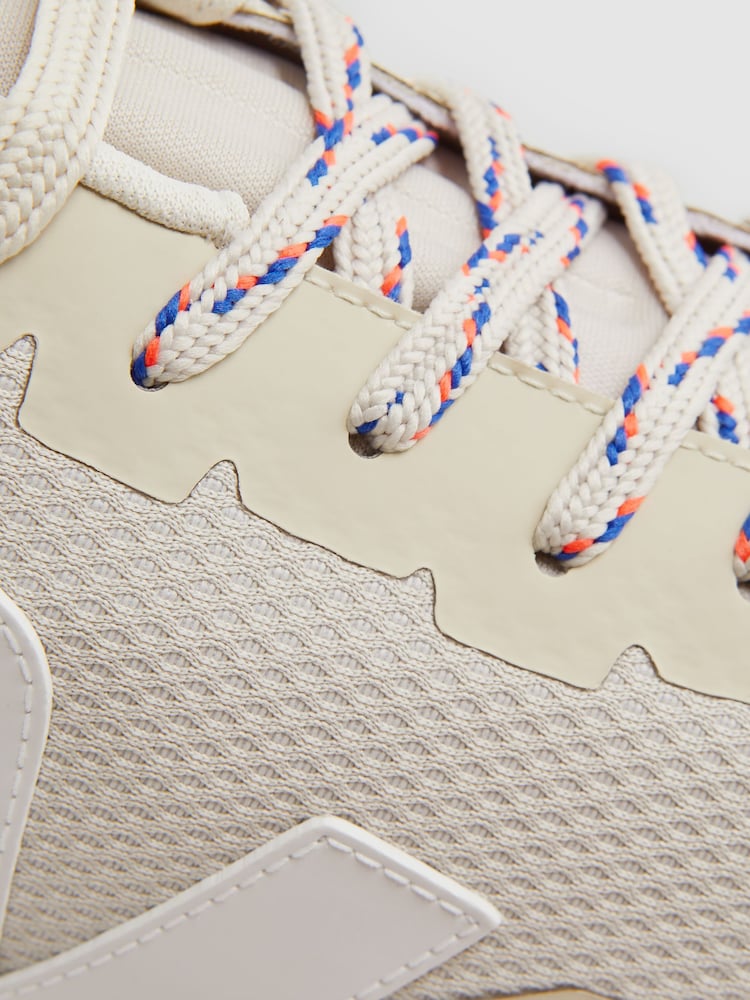 Natural - Reiss Dekkan Veja Mesh Hiking Trainers - Imagen 5 de 5