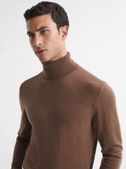 Reiss Brown Sugar Caine Slim Fit Merino Wool Roll Neck Jumper - Image 4 of 5