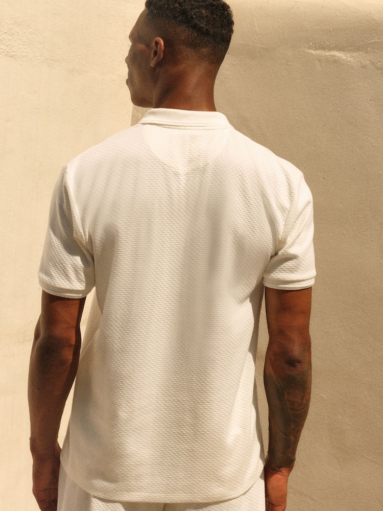 White Short Sleeve Textured Quarter Zip Polo Shirts - Image 4 of 9