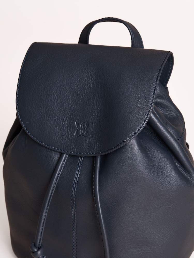 Lakeland Leather Blue Brampton Backpack - Image 6 of 6