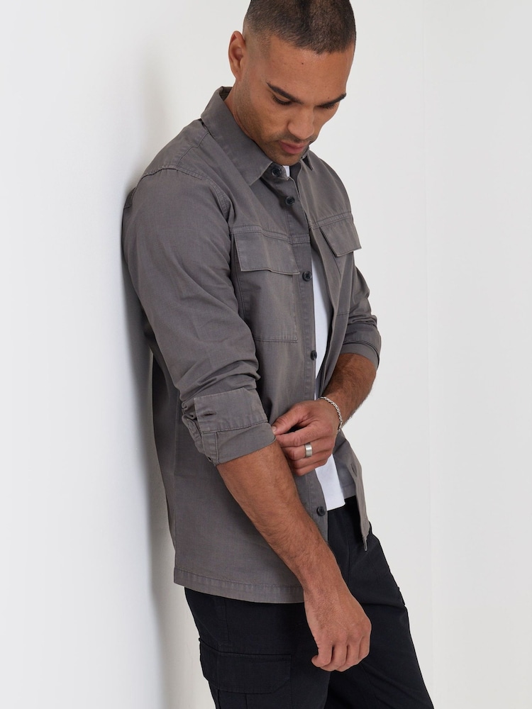 رمادي - Threadbare Cotton Patch Pocket Shacket - صورة 2 من 5 رمادي - Threadbare Cotton Patch Pocket Shacket - صورة 2 من 5