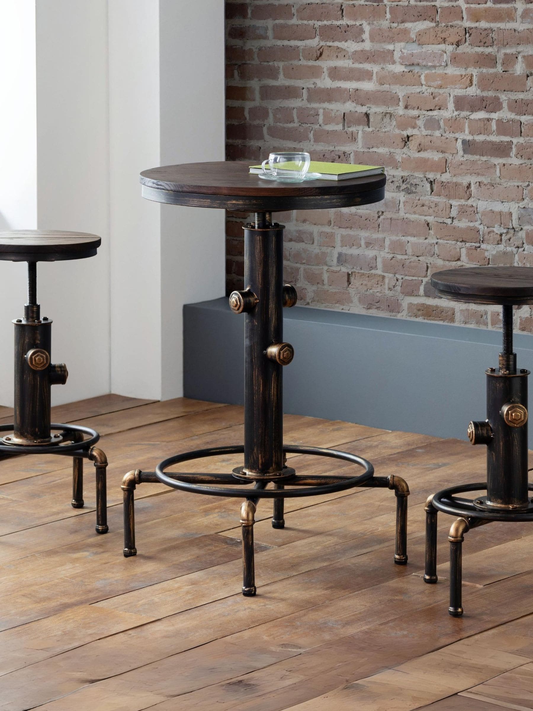 Julian Bowen Rockport Bar Table - Brushed Copper Effect Pipework - Rustic Elm Round Tabletop - Image 6