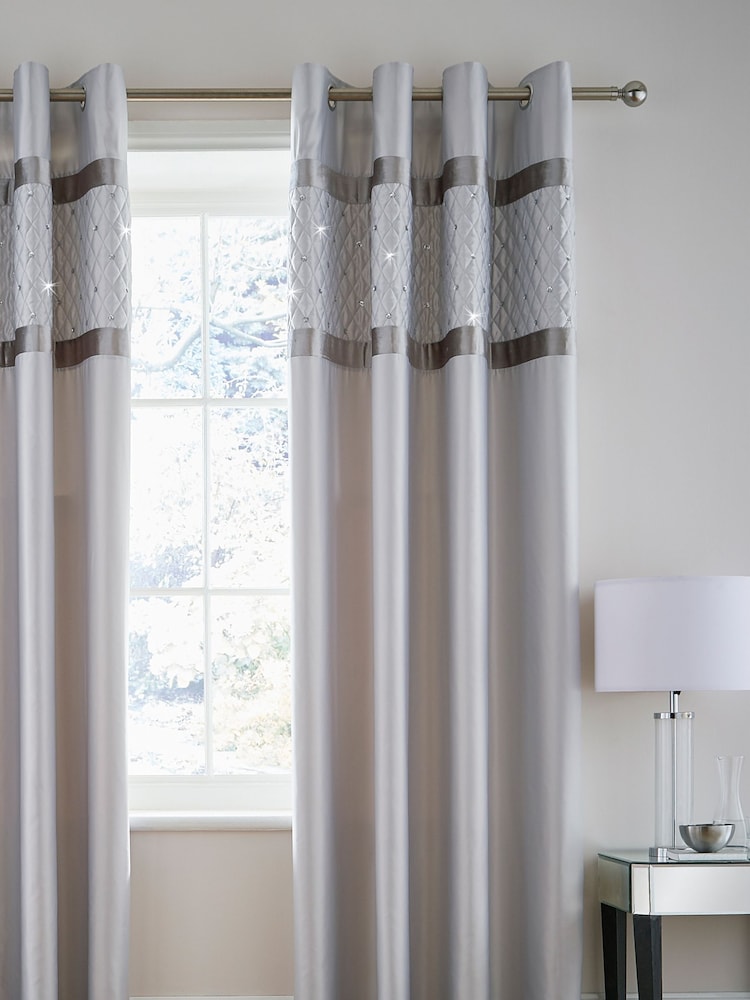 Catherine Lansfield Silver Sequin Cluster Eyelet Curtains - Image 2 of 2