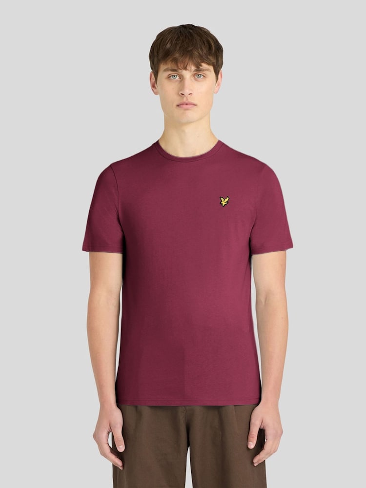 أحمر - تي شيرت سادة من Lyle & Scott - صورة 1 من 6 أحمر - تي شيرت سادة من Lyle & Scott - صورة 1 من 6