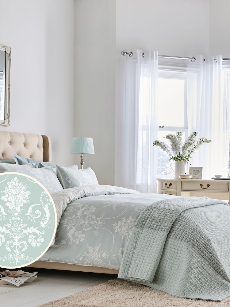 Laura Ashley 100% Cotton Sateen Josette Duvet Cover and Pillowcase Set - Изображение 2 из 5 Laura Ashley 100% Cotton Sateen Josette Duvet Cover and Pillowcase Set - Изображение 2 из 5