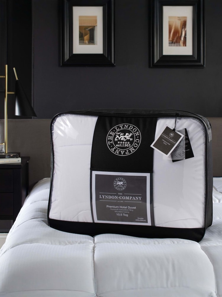 The Lyndon Company TLC Hotel Premium Duvet 10.5 Tog - Image 1 of 2 The Lyndon Company TLC Hotel Premium Duvet 10.5 Tog - Image 1 of 2