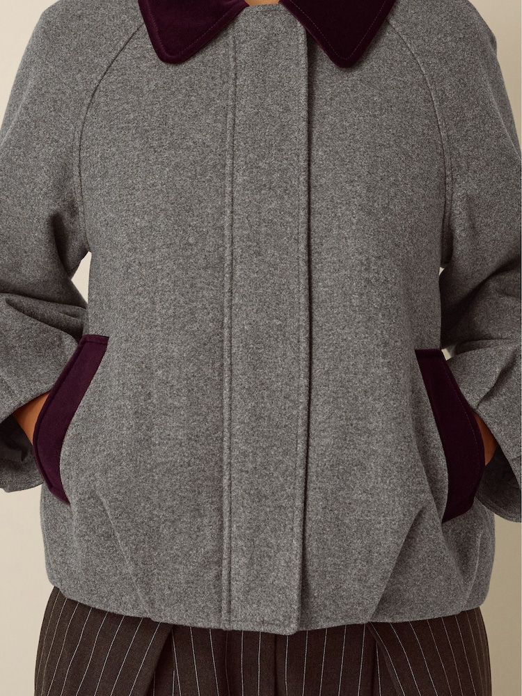 Monsoon Jess Velvet Trim Bomber Jacket - Bild 2 von 5 Monsoon Jess Velvet Trim Bomber Jacket - Bild 2 von 5