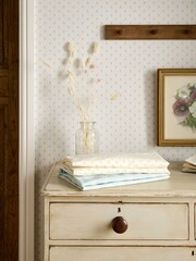Mamas & Papas x Laura Ashley 2 Pack Gingham Gingham Fitted Cot Bed Sheets - Image 1 of 8