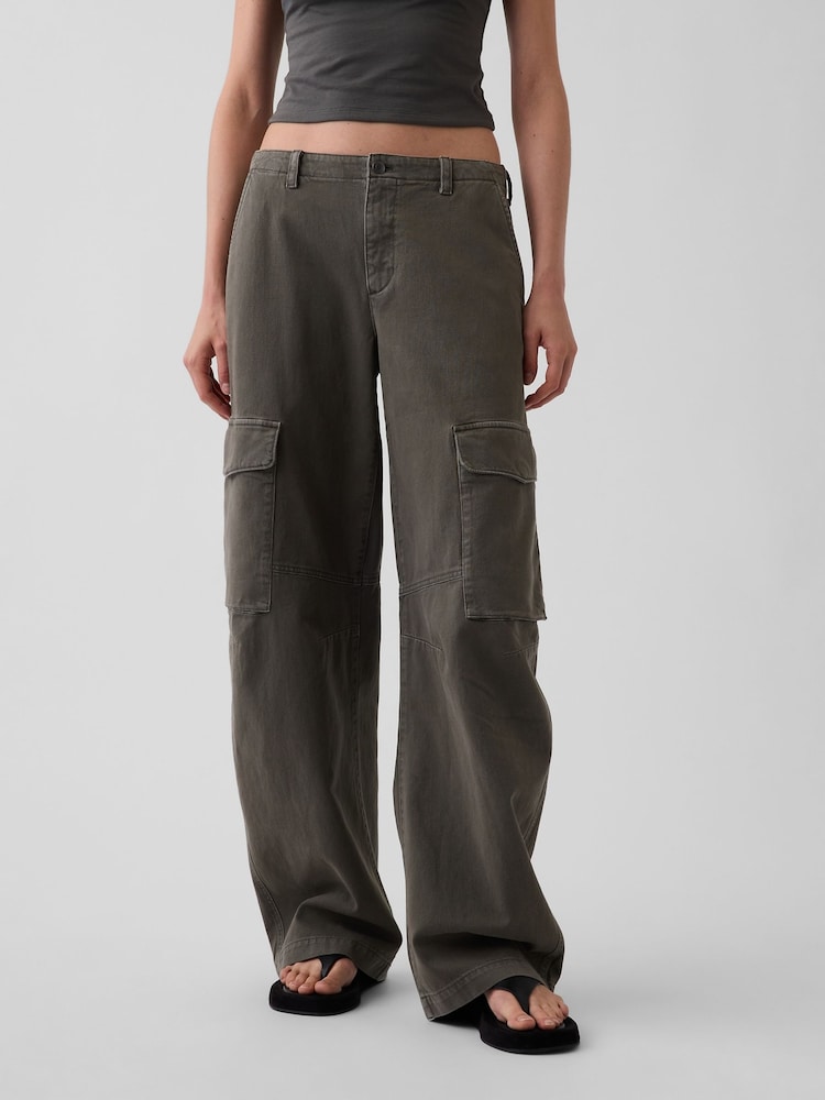 Gap Green Low Rise Twill Baggy Barrel Cargo Trousers - Image 1 of 6 Gap Green Low Rise Twill Baggy Barrel Cargo Trousers - Image 1 of 6
