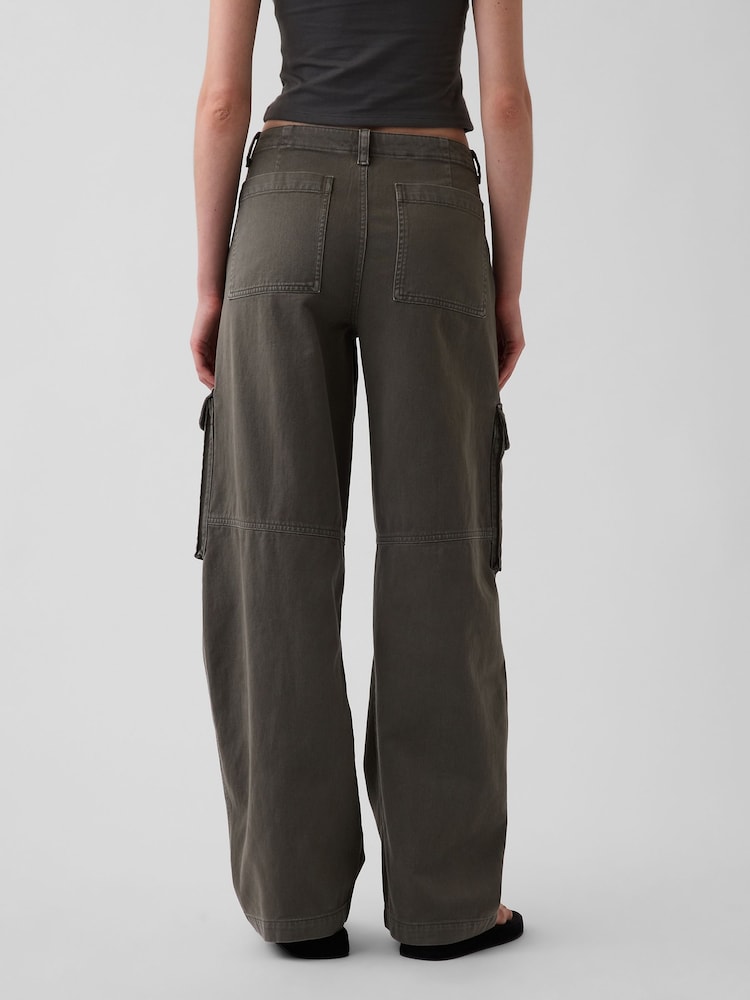 Gap Green Low Rise Twill Baggy Barrel Cargo Trousers - Image 2 of 6 Gap Green Low Rise Twill Baggy Barrel Cargo Trousers - Image 2 of 6