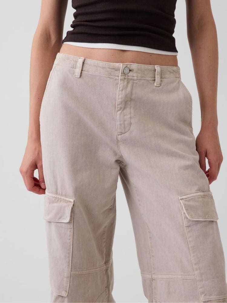 Gap Beige Low Rise Twill Baggy Barrel Cargo Trousers - Image 4 of 4 Gap Beige Low Rise Twill Baggy Barrel Cargo Trousers - Image 4 of 4