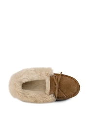 Totes Brown Isotoner Ladies Genuine Suede Moccasin with Faux Fur Lining - Image 4 of 5