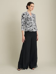 Gina Bacconi Lia Embroidered Blouse With Scallop Detail - Bilde 4 av 5