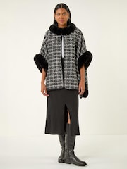 Roman Faux Xəz Jakarlı Trikotaj Panço - 4şəkildən 3 şəkil