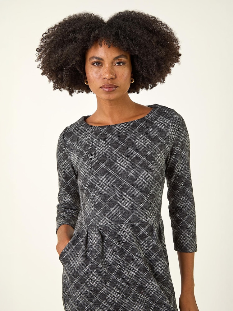 Roman Grey Checked Front Pleat Shift Dress - Image 4 of 4 Roman Grey Checked Front Pleat Shift Dress - Image 4 of 4